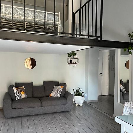 Apartment Welcome Home 2 เนเปิลส์ ภายนอก รูปภาพ