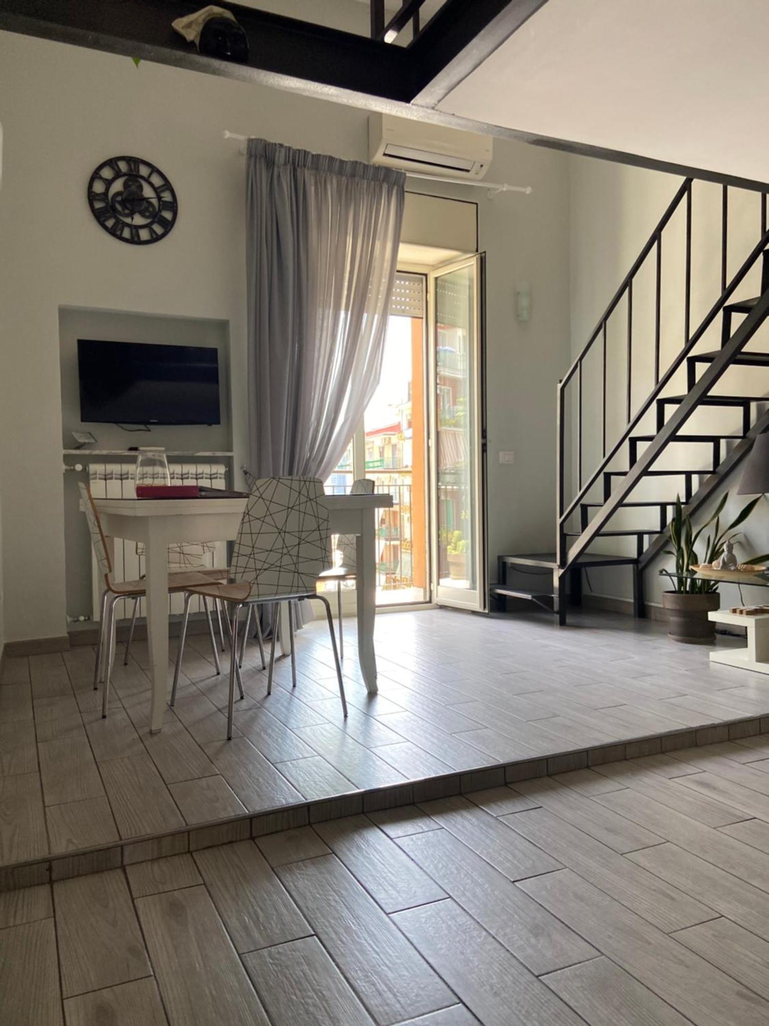 Apartment Welcome Home 2 เนเปิลส์ ภายนอก รูปภาพ