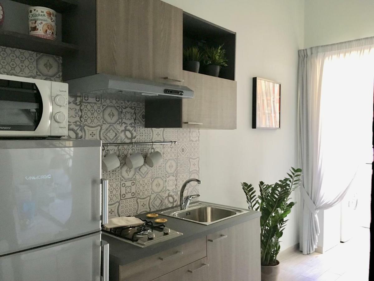 Apartment Welcome Home 2 เนเปิลส์ ภายนอก รูปภาพ